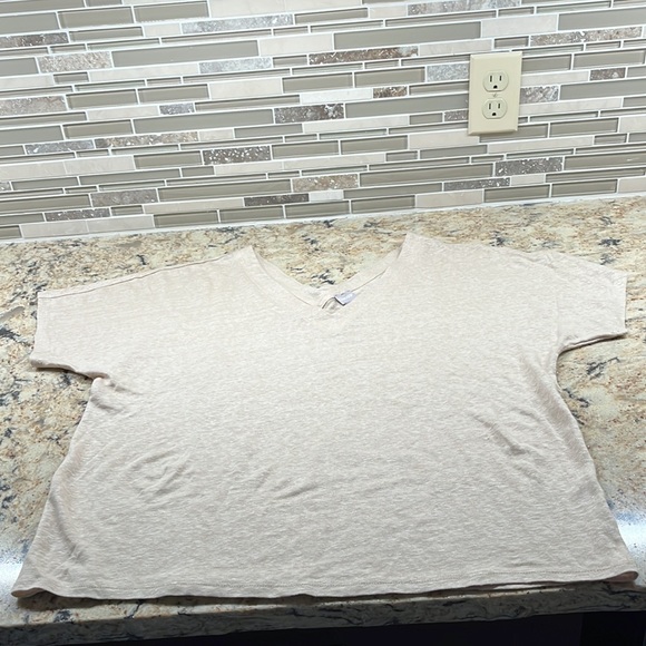 Bundle of (2) Chico’s Tops - Picture 8 of 10